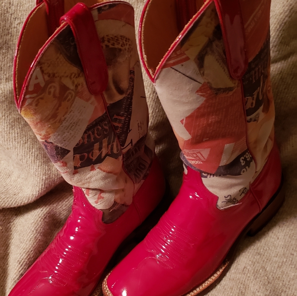 Boots - Picture 2 of 4